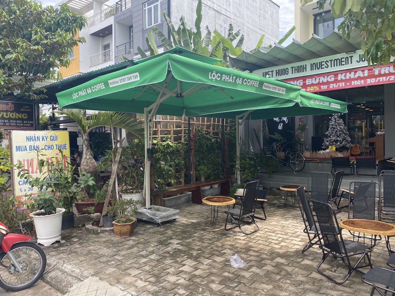 Chất liệu khung và vải dù lệch tâm Duy Lợi