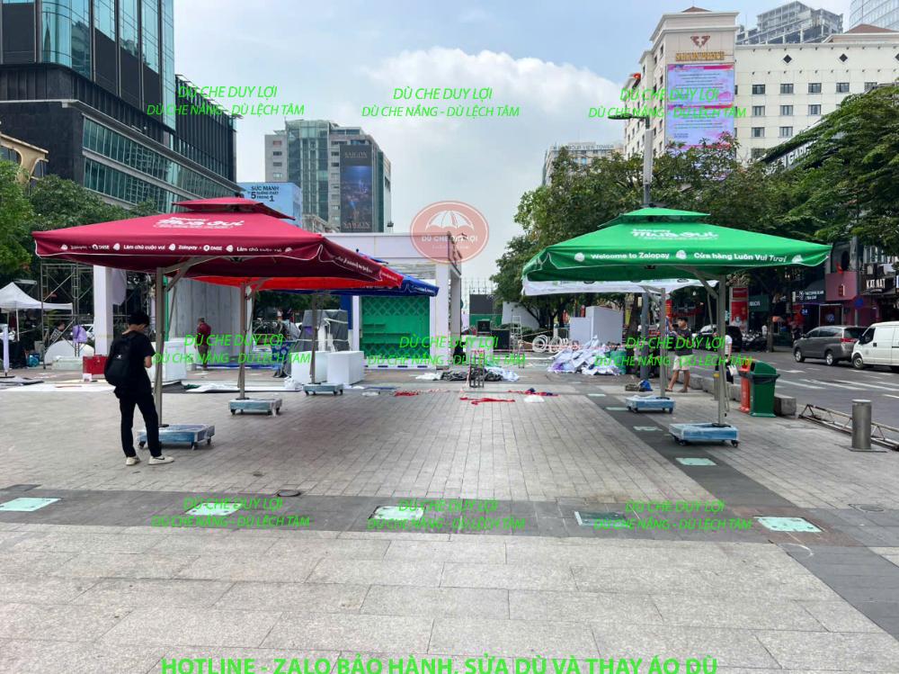 Dù lệch tâm ngoài trời