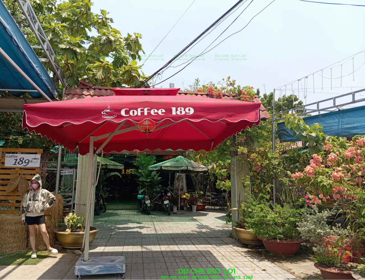 Dù quán cafe Duy Lợi